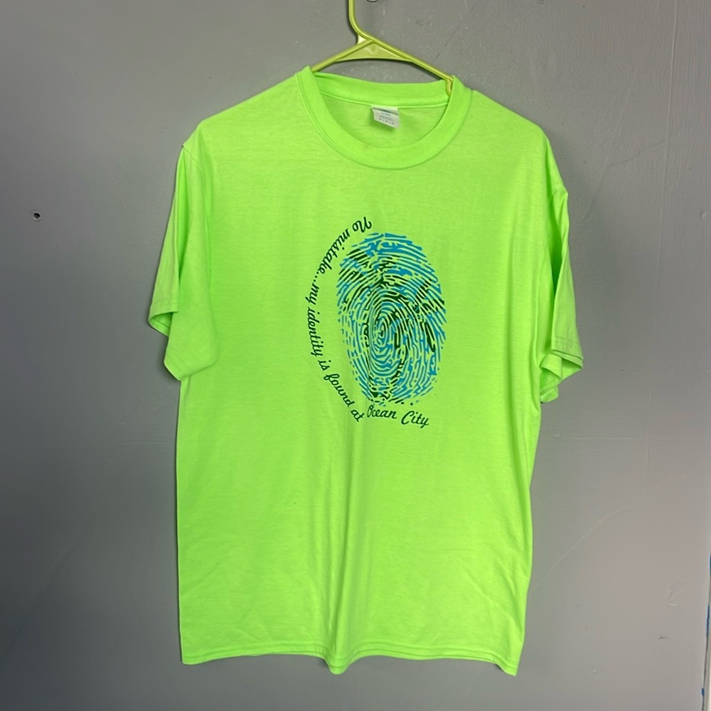 Ocean City Adult Medium Neon Green Novelty T Shirt
